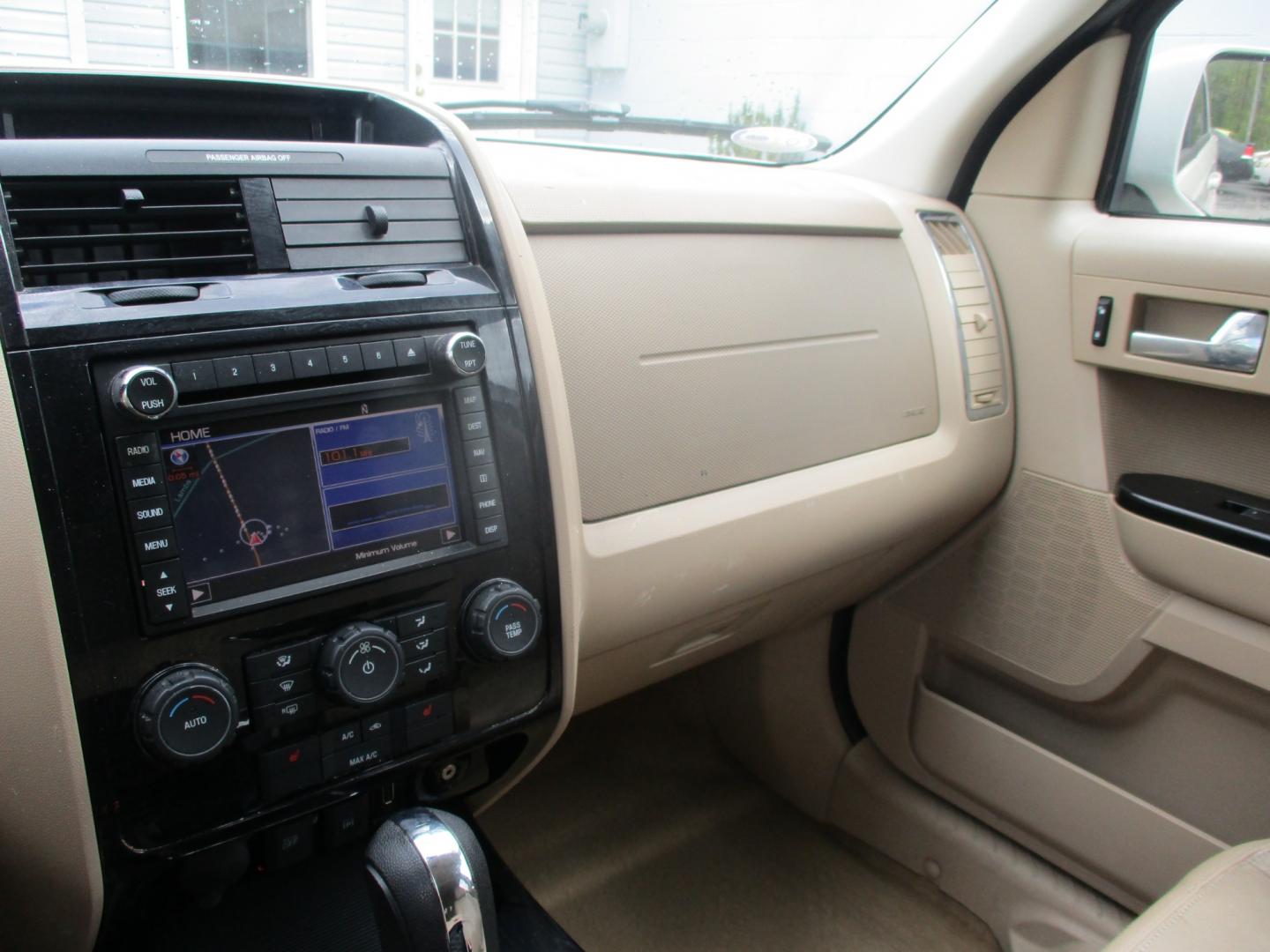 2012 WHITE Ford Escape (1FMCU9EG9CK) , AUTOMATIC transmission, located at 540a Delsea Drive, Sewell, NJ, 08080, (856) 589-6888, 39.752560, -75.111206 - Photo#21